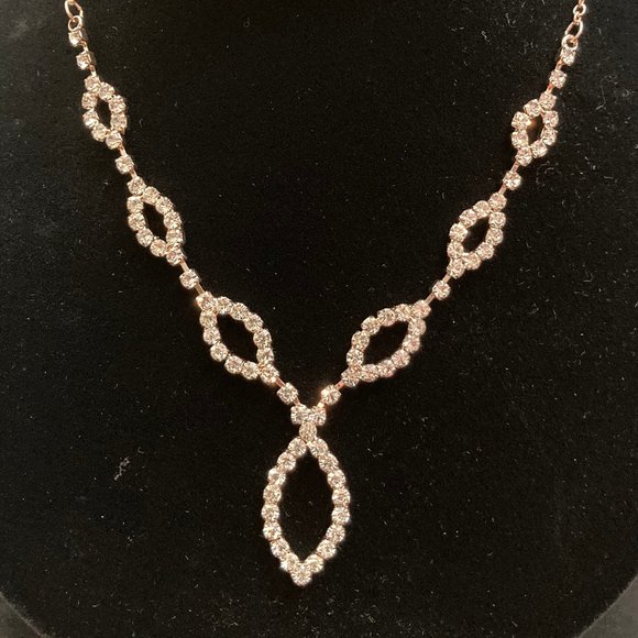 Gold Simulated Crystal Marquise Necklace - Picture 5 of 6